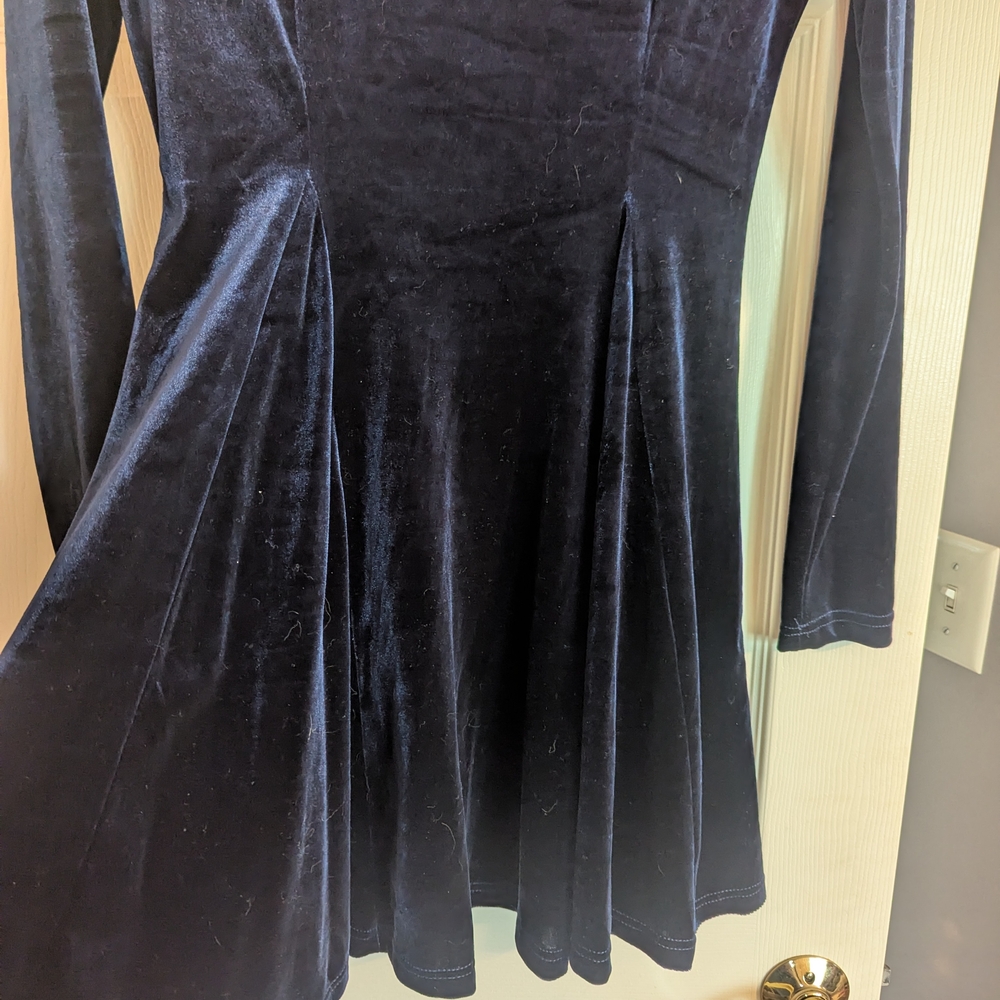 Blue Velvet Long sleeve Skater Dress - Picture 4 of 6